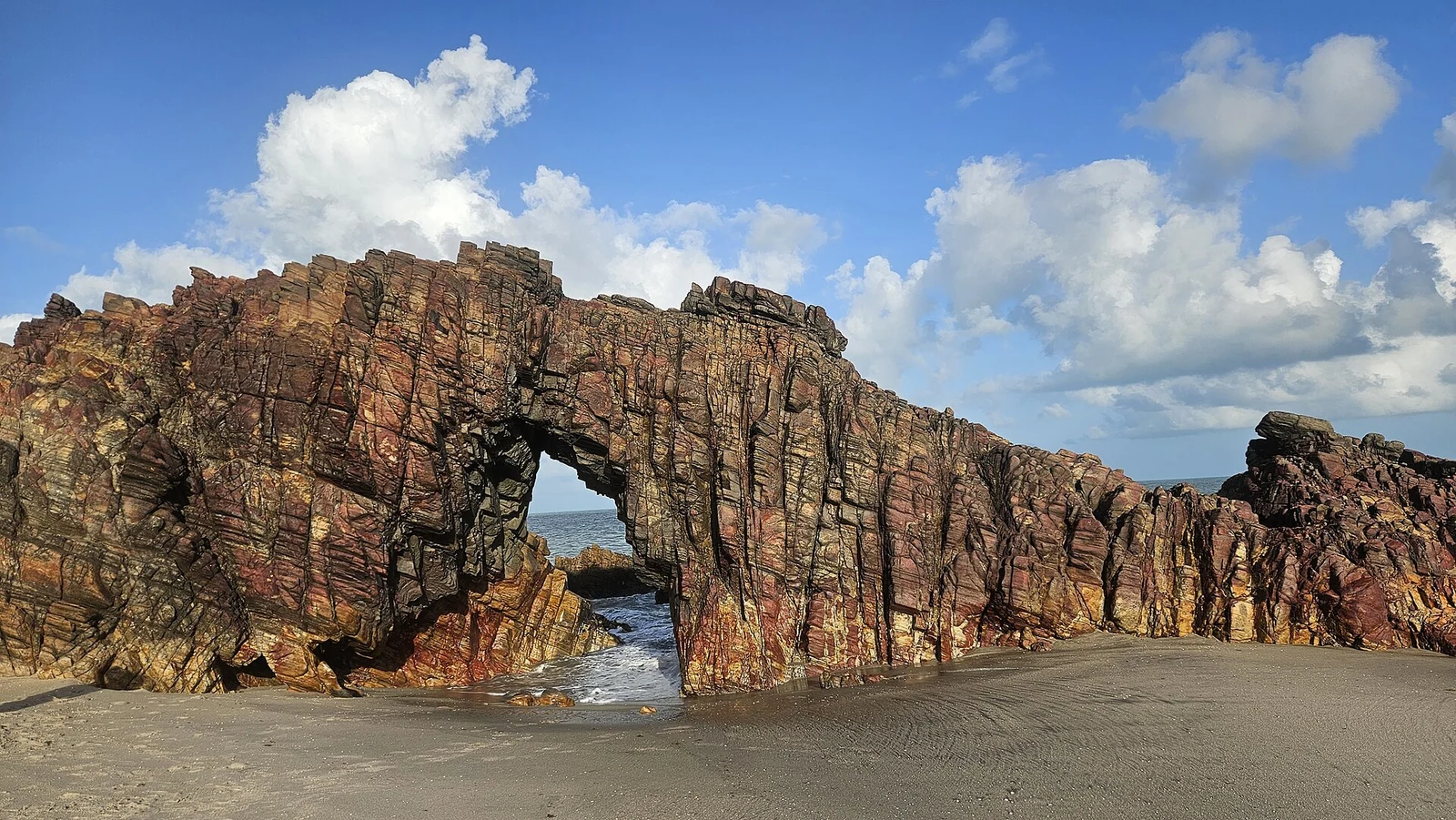 Pedra Furada, formação rochosa símbolo de Jericoacoara