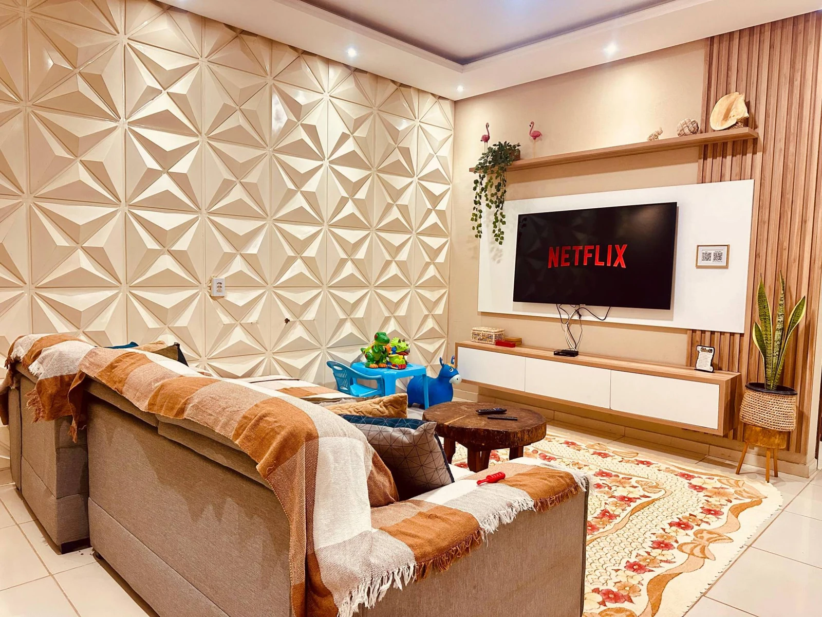 Sala com TV e Netflix, casa em Jericoacoara